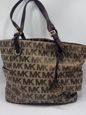 Michael Kors Jet Set Tote Bag Purse Charm Brown Gold Tone Hardware 15"x11"